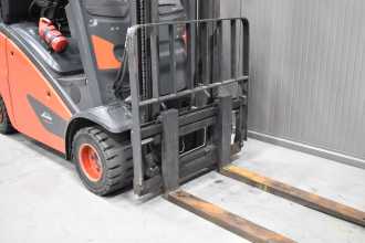 Used Forklift Truck LINDE H 20 T - 01 /58592/ GAS VIERRADFRONTSTAPLER (13074554)