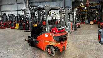 Used Forklift Truck LINDE H 20 T-01 GAS VIERRADFRONTSTAPLER (13073748)