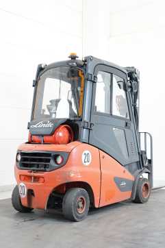 Used Forklift Truck LINDE H 20 T 391-02 GAS VIERRADFRONTSTAPLER (13042796)