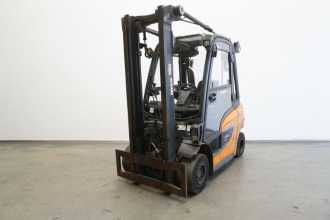 Used Forklift Truck LINDE H 25 D 1202-01 DIESEL VIERRADFRONTSTAPLER (13040372) backdrop