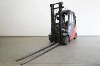 Used Forklift Truck LINDE H 25 D EVO 392-02 DIESEL VIERRADFRONTSTAPLER (13024828) backdrop