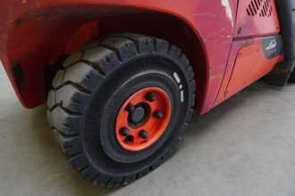 Used Forklift Truck LINDE H 25 T EVO 392-02 GAS VIERRADFRONTSTAPLER (13033955)