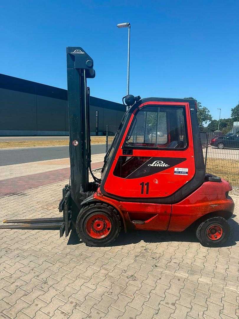 Used Forklift Truck LINDE H 30 D -03 DIESEL VIERRADFRONTSTAPLER (13059264)