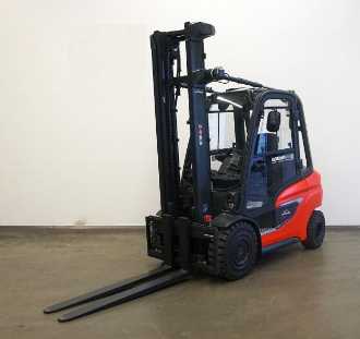 Used Forklift Truck LINDE H 30 D 1202 DIESEL VIERRADFRONTSTAPLER (13043710) backdrop