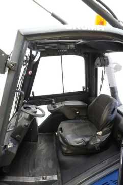 Used Forklift Truck LINDE H 30 D (3A) EVO 393-02 DIESEL VIERRADFRONTSTAPLER (13069885)