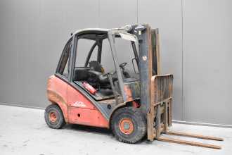 Used Forklift Truck LINDE H 30 D /58709/ DIESEL VIERRADFRONTSTAPLER (13065566) backdrop