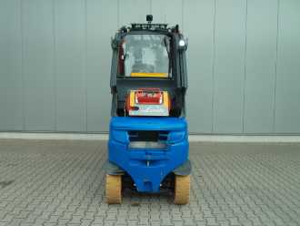 Used Forklift Truck LINDE H 30 T -02 GAS VIERRADFRONTSTAPLER (13063573)