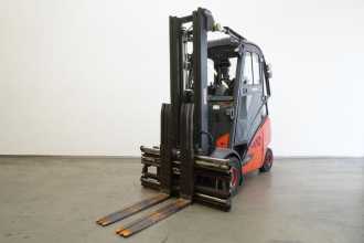 Used Forklift Truck LINDE H 30 T EVO 393-02 GAS VIERRADFRONTSTAPLER (13067092) backdrop
