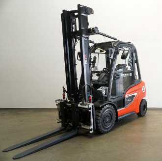 Used Forklift Truck LINDE H 35 D 1202 DIESEL VIERRADFRONTSTAPLER (13072046) backdrop