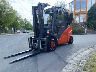 Used Forklift Truck LINDE H 35 T - 01 GAS VIERRADFRONTSTAPLER (13025014)