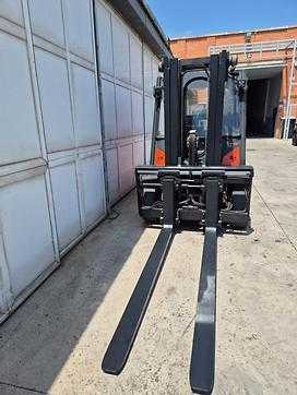 Used Forklift Truck LINDE H 40 D-02 DIESEL VIERRADFRONTSTAPLER (13012002)