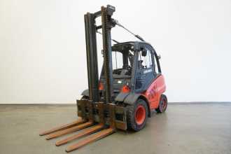 Used Forklift Truck LINDE H 45 D (3B) EVO 394-02 DIESEL VIERRADFRONTSTAPLER (12841379) backdrop