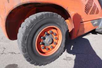Used Forklift Truck LINDE H 45 T EVO 394-02 GAS VIERRADFRONTSTAPLER (13026294)