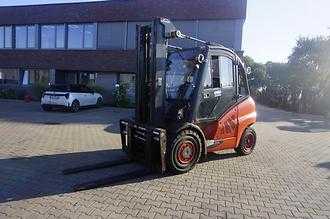 Used Forklift Truck LINDE H 45D-02 - Triplex - 4.680 Stunden DIESEL VIERRADFRONTSTAPLER (13062243) backdrop