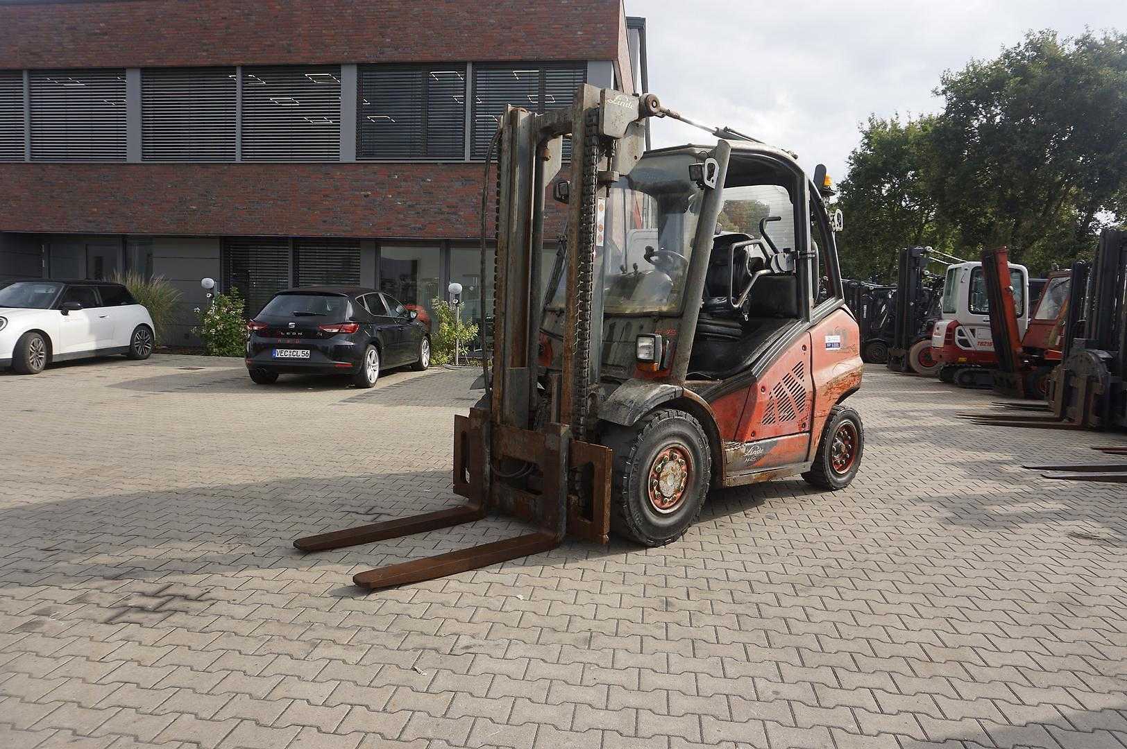 Used Forklift Truck LINDE H 45T-01 GAS VIERRADFRONTSTAPLER (13060651)