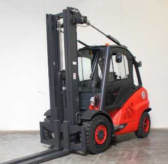 Used Forklift Truck LINDE H 50 D (3B) EVO 394-02 DIESEL VIERRADFRONTSTAPLER (13071797) backdrop