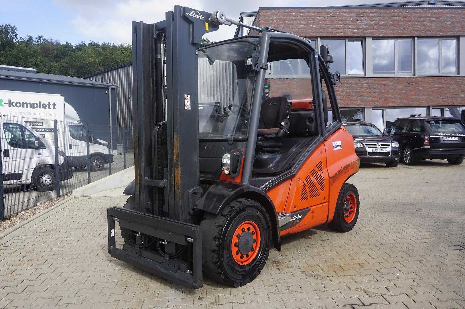 Used Forklift Truck LINDE H 50T-02/600 - Triplex GAS VIERRADFRONTSTAPLER (13068729)
