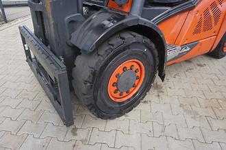 Used Forklift Truck LINDE H 50T-02/600 - Triplex GAS VIERRADFRONTSTAPLER (13068729)