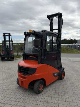 Used Forklift Truck LINDE H20D-01 DIESEL VIERRADFRONTSTAPLER (13043290)