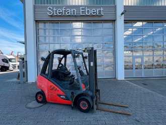 Used Forklift Truck LINDE H20D-02/600 / 3m / 5.145h / Diesel DIESEL VIERRADFRONTSTAPLER (13038805) backdrop