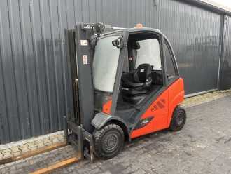 Used Forklift Truck LINDE H20D-02/600 DIESEL VIERRADFRONTSTAPLER (13009586) backdrop