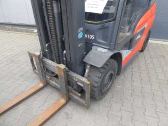 Used Forklift Truck LINDE H20T-01/600 GAS VIERRADFRONTSTAPLER (13040699)
