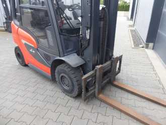 Used Forklift Truck LINDE H20T-01/600 GAS VIERRADFRONTSTAPLER (13040699)