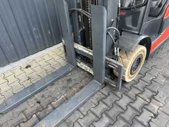 Used Forklift Truck LINDE H20T-02/600 GAS VIERRADFRONTSTAPLER (13070220)