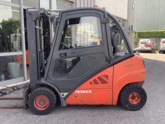 Used Forklift Truck LINDE H25D-01 DIESEL VIERRADFRONTSTAPLER (13058317)
