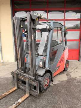 Used Forklift Truck LINDE H25D-02 DIESEL VIERRADFRONTSTAPLER (13049381) backdrop