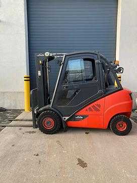 Used Forklift Truck LINDE H25D/600/393 DIESEL VIERRADFRONTSTAPLER (12796027) backdrop