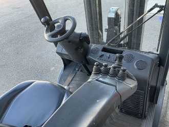 Used Forklift Truck LINDE H25T-02 GAS VIERRADFRONTSTAPLER (13041229)