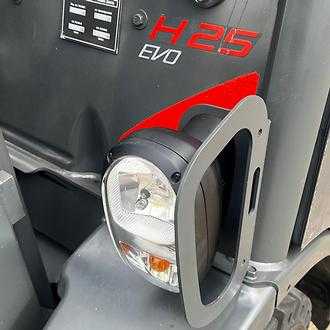 Used Forklift Truck LINDE H25T GAS VIERRADFRONTSTAPLER (13068407)