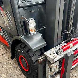 Used Forklift Truck LINDE H25T GAS VIERRADFRONTSTAPLER (13068407)