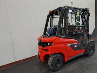 Used Forklift Truck LINDE H30 T: 3,0t (EU5) (B) GAS VIERRADFRONTSTAPLER (13047864)