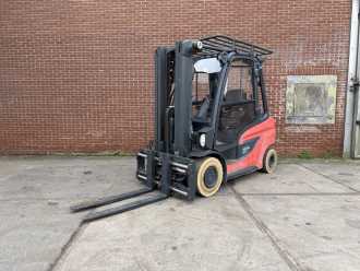 Used Forklift Truck LINDE H30D-01 DIESEL VIERRADFRONTSTAPLER (13032329)