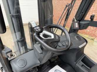 Used Forklift Truck LINDE H30D-01 DIESEL VIERRADFRONTSTAPLER (13032329)
