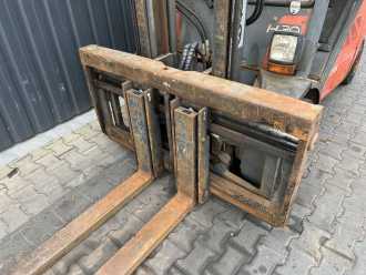 Used Forklift Truck LINDE H30D-01 DIESEL VIERRADFRONTSTAPLER (13036284)