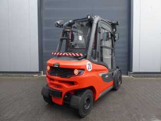 Used Forklift Truck LINDE H30D-01 DIESEL VIERRADFRONTSTAPLER (13056850)