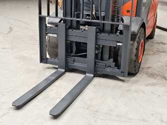 Used Forklift Truck LINDE H30D-02 DIESEL VIERRADFRONTSTAPLER (12814619)