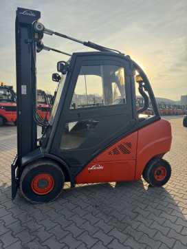 Used Forklift Truck LINDE H30D-02 DIESEL VIERRADFRONTSTAPLER (12933986)