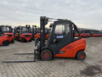 Used Forklift Truck LINDE H30D-02 DIESEL VIERRADFRONTSTAPLER (13045744)