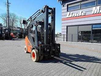 Used Forklift Truck LINDE H30D-02 Triplex , side shift DIESEL VIERRADFRONTSTAPLER (12999445)