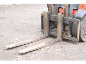 Used Forklift Truck LINDE H30D DIESEL VIERRADFRONTSTAPLER (13041188)