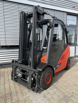 Used Forklift Truck LINDE H30D DIESEL VIERRADFRONTSTAPLER (13073371) backdrop
