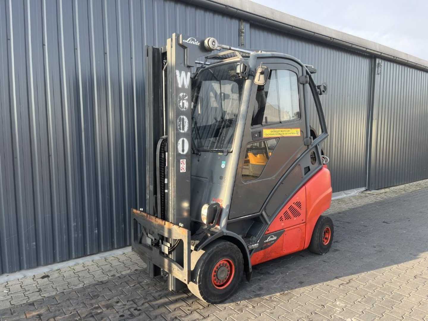 Used Forklift Truck LINDE H30T-02 ELEKTRO VIERRADFRONTSTAPLER (13074857)
