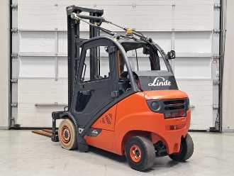 Used Forklift Truck LINDE H30TCNG-02 GAS VIERRADFRONTSTAPLER (12833610)