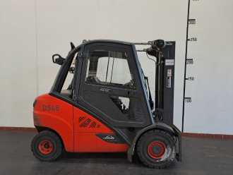Used Forklift Truck LINDE H35 D: 3,5t (3B) (B) DIESEL VIERRADFRONTSTAPLER (13042508) backdrop