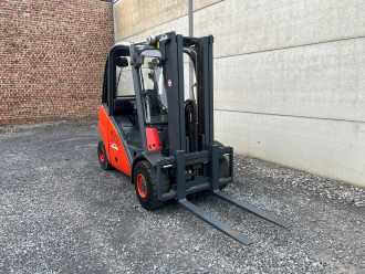 Used Forklift Truck LINDE H35D-01 DIESEL VIERRADFRONTSTAPLER (13035443)