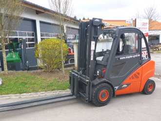 Used Forklift Truck LINDE H35D DIESEL VIERRADFRONTSTAPLER (13036807) backdrop